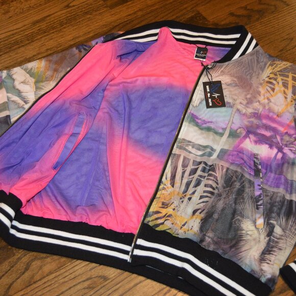 Save the Faith Brand~Boutique~NWT~Large~Short Zip up Jacket~Reversible~Nylon~ - Picture 7 of 15